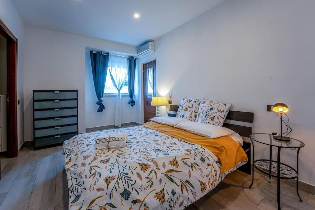 Appartamento Borgo Antico Paruzzaro Εξωτερικό φωτογραφία