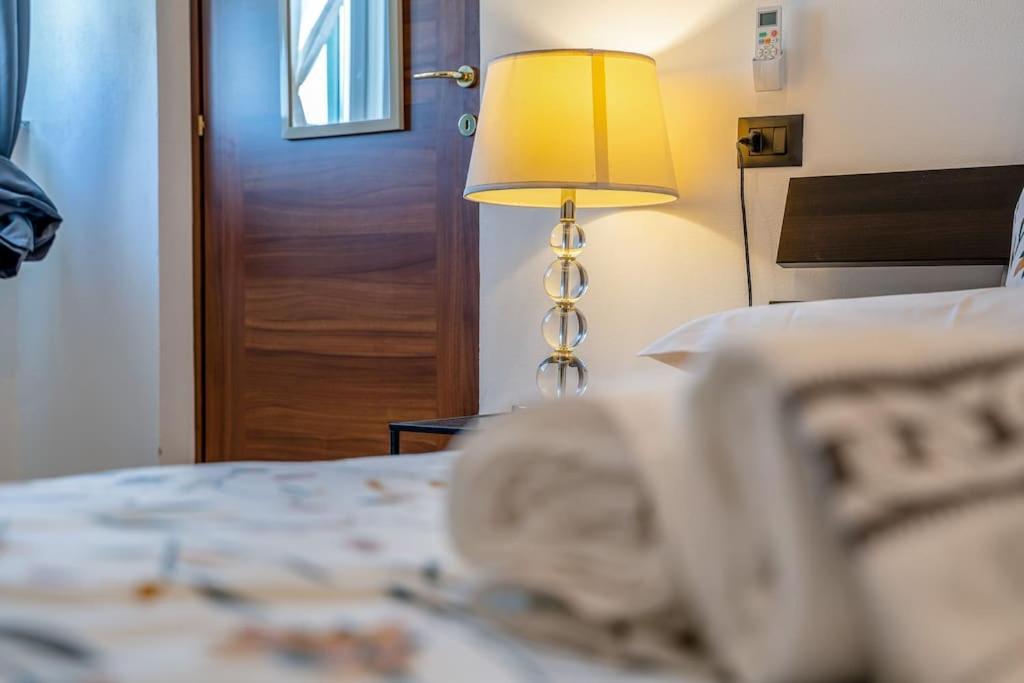Appartamento Borgo Antico Paruzzaro Εξωτερικό φωτογραφία