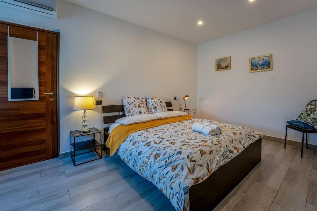 Appartamento Borgo Antico Paruzzaro Εξωτερικό φωτογραφία